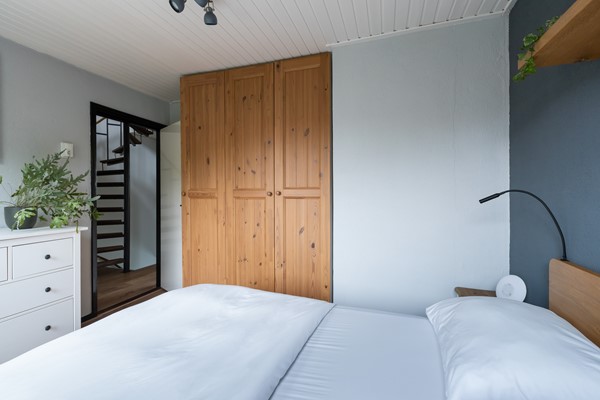 Foto - Te koop: Sfeervolle tussenwoning met groene oase!